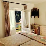 Bed & Breakfast Porto Monte 3*
