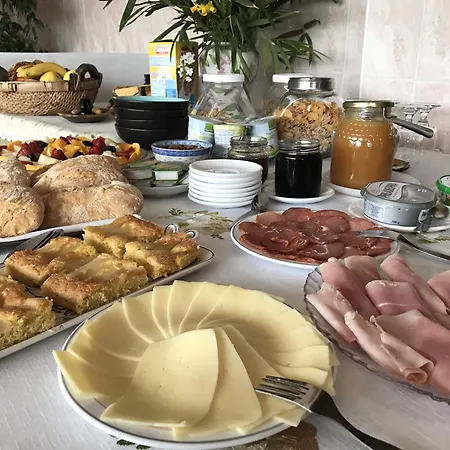 Bed & Breakfast Porto Monte 3*