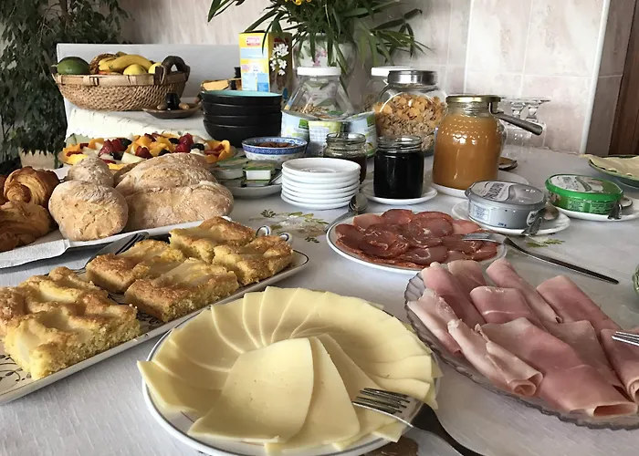 Bed & Breakfast Porto Monte 3*